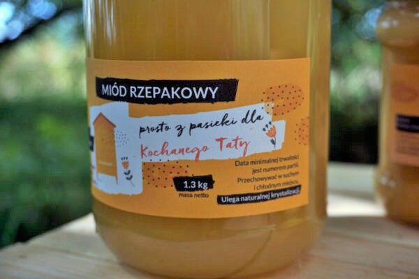 MIÓD-RZEPAKOWY-DLA-TATY-600x400